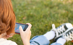 Handy-Verbot: Teenager (13) dreht durch