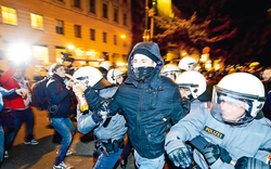 Polizei hielt Krawall-Demo in Schach