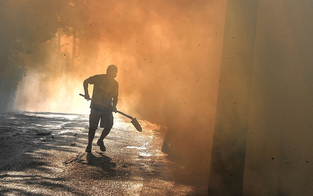 Athen-Feuer: "Gehen Sie nicht aus dem Haus!"