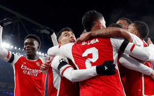 Arsenal schießt sich mit Tor-Gala ins Achtelfinale