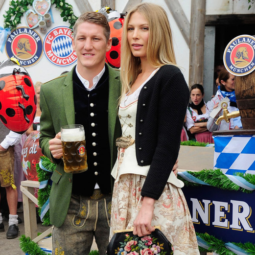 Der FC Bayern feiert beim Oktoberfest
