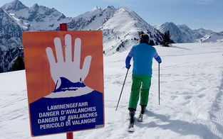 Skitourengeher (51) stirbt bei Lawinenabgang bei Altaussee
