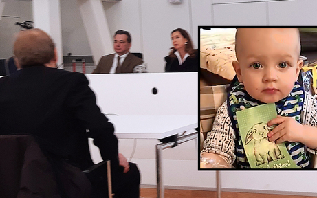Zwei Ärzte angeklagt: Baby David starb nach Routine-OP