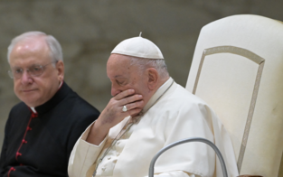 Papst leidet an infektiöse Bronchitis: "Ich lebe noch"