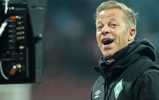Impfzertifikat von Werder-Coach gefälscht?
