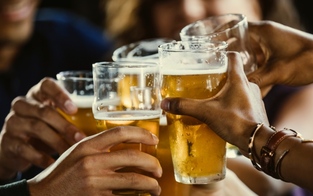 Neue Studie: So viel Alkohol trinken die Österreicher