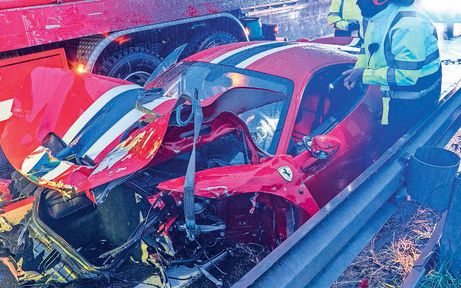 560-PS-Ferrari bei Frontal-Crash auf A2 geschrottet