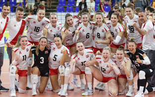 Frauen-Volleyball-Nationalteam feiert Auftaktsieg in Silver League