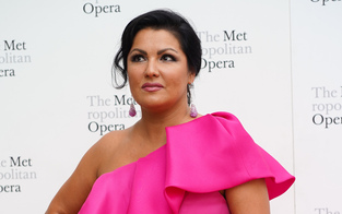 Immer mehr Opern-Häuser feuern Anna Netrebko