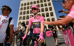 Slowene Roglic gewinnt 106. Giro d'Italia