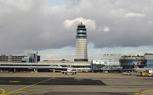 Passagierzahlen am Flughafen Wien haben sich im März versechsfacht
