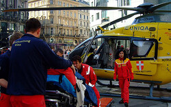 Rettungs-Heli landet auf Stephansplatz