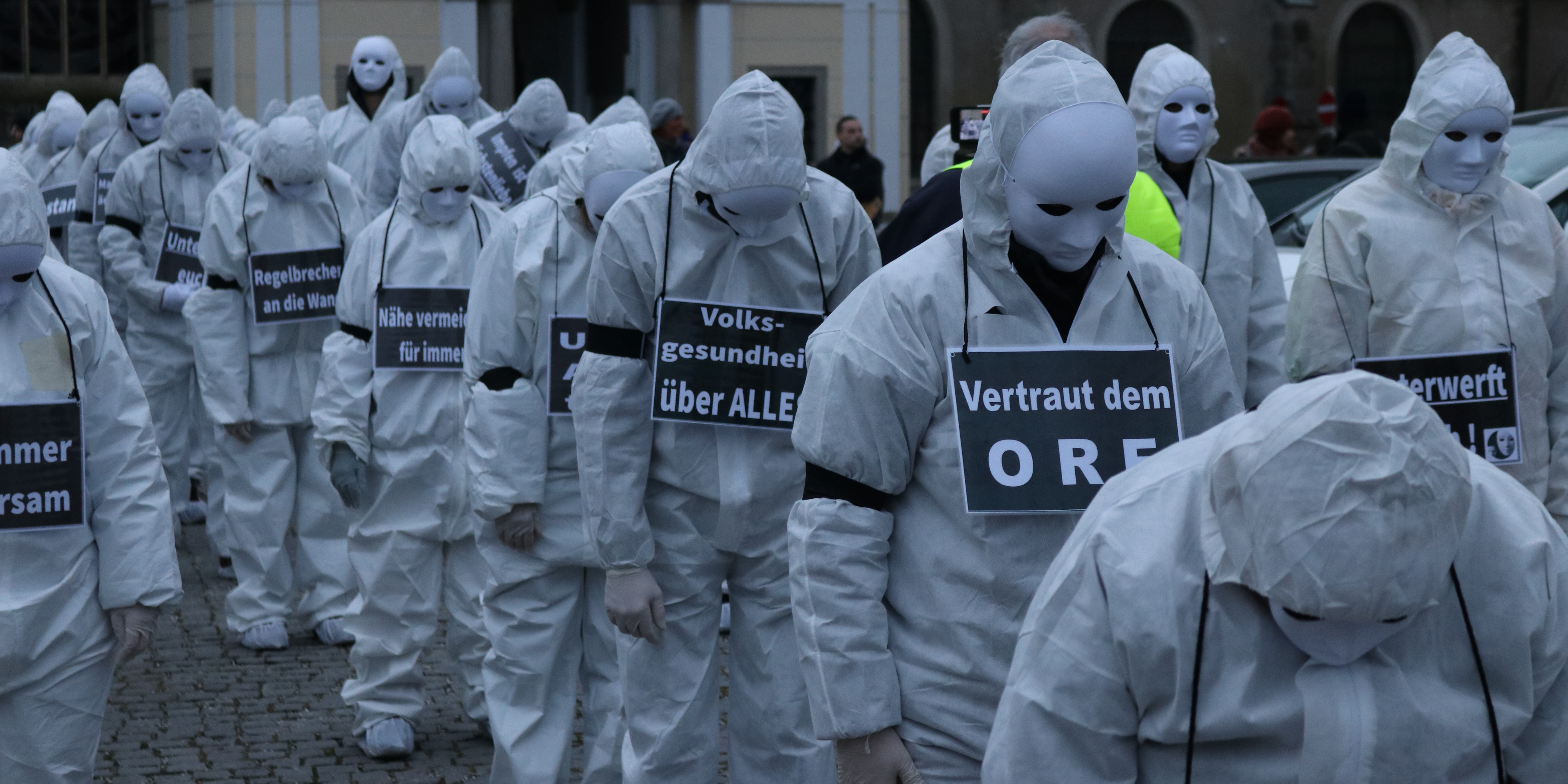 Grusel-Demos von Corona-Gegnern in Oberösterreich | Schock in Linz, Steyr, Freistadt, Wels