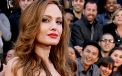 Angelina Jolie ließ sich Brüste amputieren