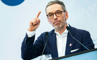 "Blaue Regierungsbande": Kickl bekommt vor Gericht gegen ORF Recht