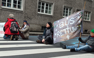 Klimaaktivisten sagten Straßenblockaden in Linz  ab