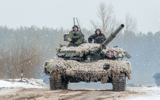 London: Russland wird weiter Einheiten in Belarus trainieren