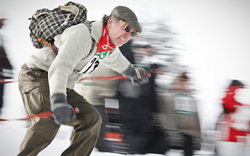 6. Nostalgie Ski-Weltmeisterschaft in Saalfelden Leogang mit „Fern- und Torlauf“