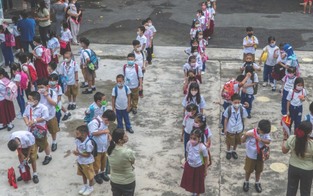 Philippinische Schulen öffnen wieder