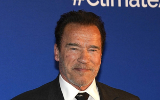 Arnold Schwarzenegger bekommt Spionage-Serie auf Netflix