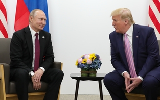 Buch enthüllt: Trump soll jahrzehntelang russisches Werkzeug gewesen sein