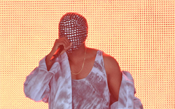 Kanye West von Bühne gebuht