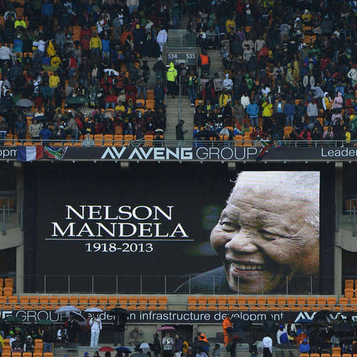 Farbenfroher Abschied von "Madiba"