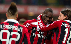 Der AC Milan feiert Superstar Balotelli