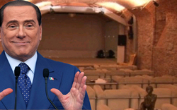 Berlusconi zeigt Bunga-Bunga-Tempel