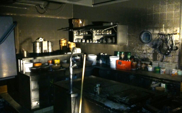Hotelküche fing Feuer: 100 Gäste evakuiert