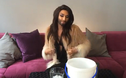 Ice Bucket: Conchita Wurst spendet lieber