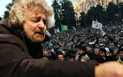 Satiriker Grillo feiert Wahl-Triumphe 