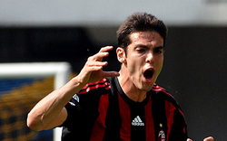 Milan heißt Kaka "willkommen daheim"