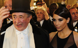 Kim Kardashian ließ Lugner sitzen