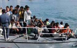 800 Flüchtlinge im Mittelmeer aufgegriffen