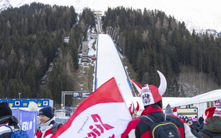Wind verzögert Skiflug-WM am Kulm