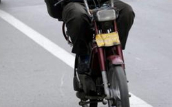 Geisterfahrer fuhr mit dem Moped auf der S6