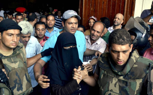 Polizei räumt gewaltsam Moschee in Kairo