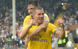 Podolski bombt Gunners zum Sieg