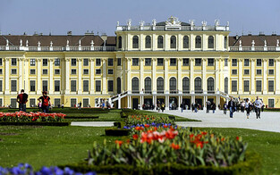 Besucher stürmten 2013 Schloss Schönbrunn 