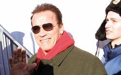 Arnie landet heute in Kitzbühel