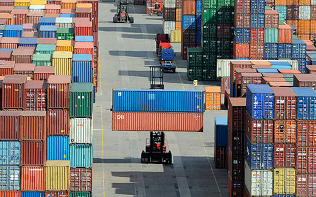 Wirtschaft Hamburg Hafen Container Fracht
