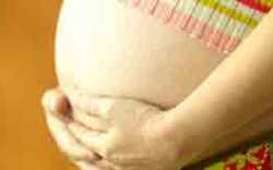 Brutalo-Räuber überfiel Schwangere