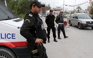 Tunesien:Bewaffnete Beamte stürmen Fernsehsender Al-Jazeera
