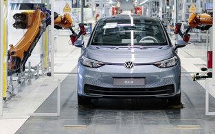VW will ab 2035 nur noch Elektroautos verkaufen