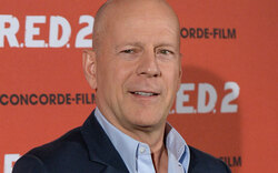 Bruce Willis knutscht gern andere Frauen